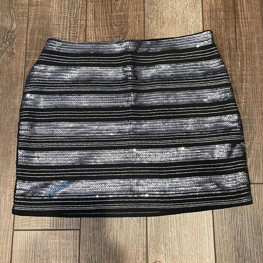 Express skirt